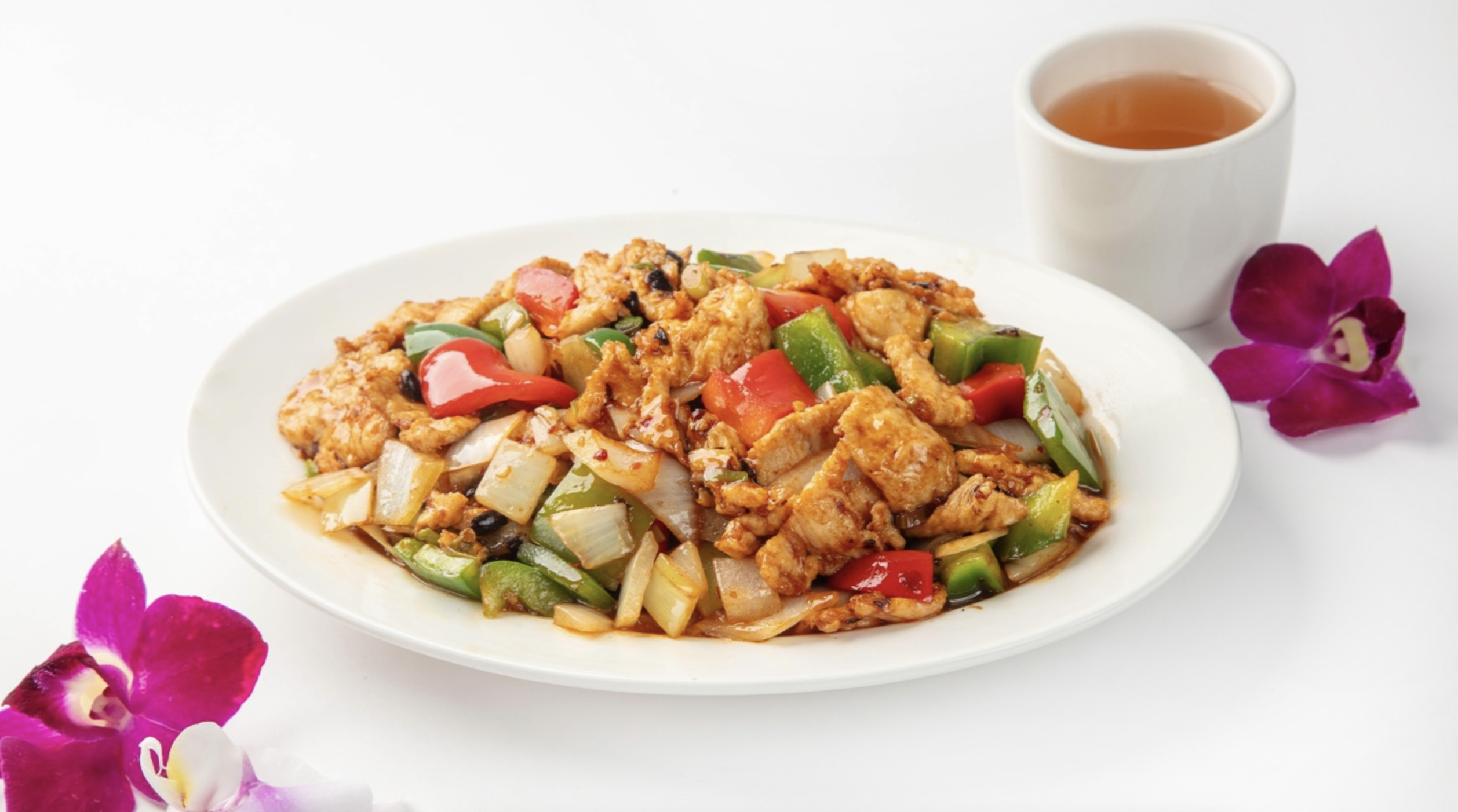50. Sliced Chicken w. Black Bean Sauce image